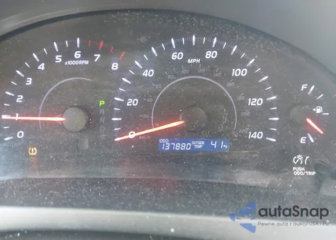 2010 Toyota Camry Le z USA, uszkodzony, nr VIN 4T1BF3EK5AU007695